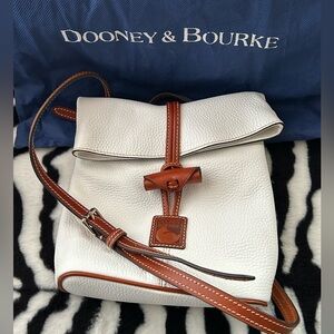 Authentic Dooney & Bourke crossbody bag